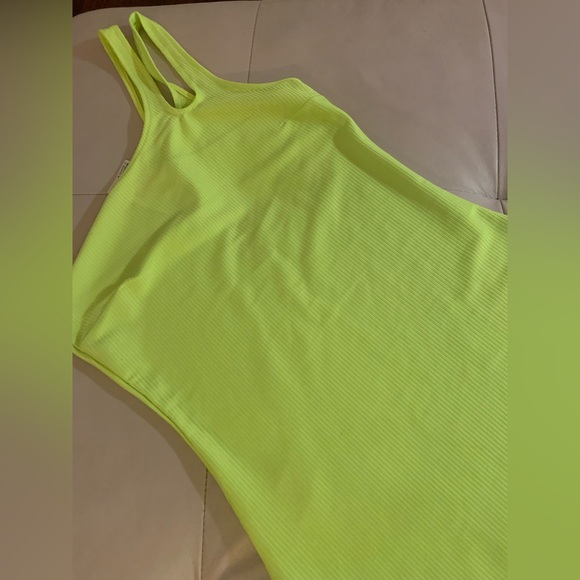 ZARA neon lime dress - Picture 2 of 5